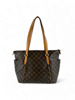 2009 Louis Vuitton Totally MM Handbag