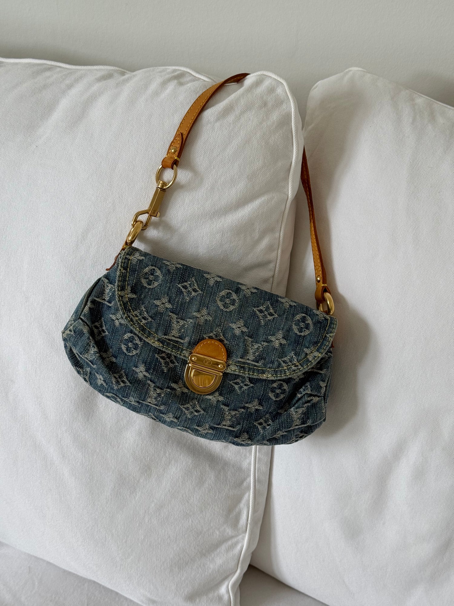 Louis Vuitton Denim Pleaty Shoulder Bag (2006)
