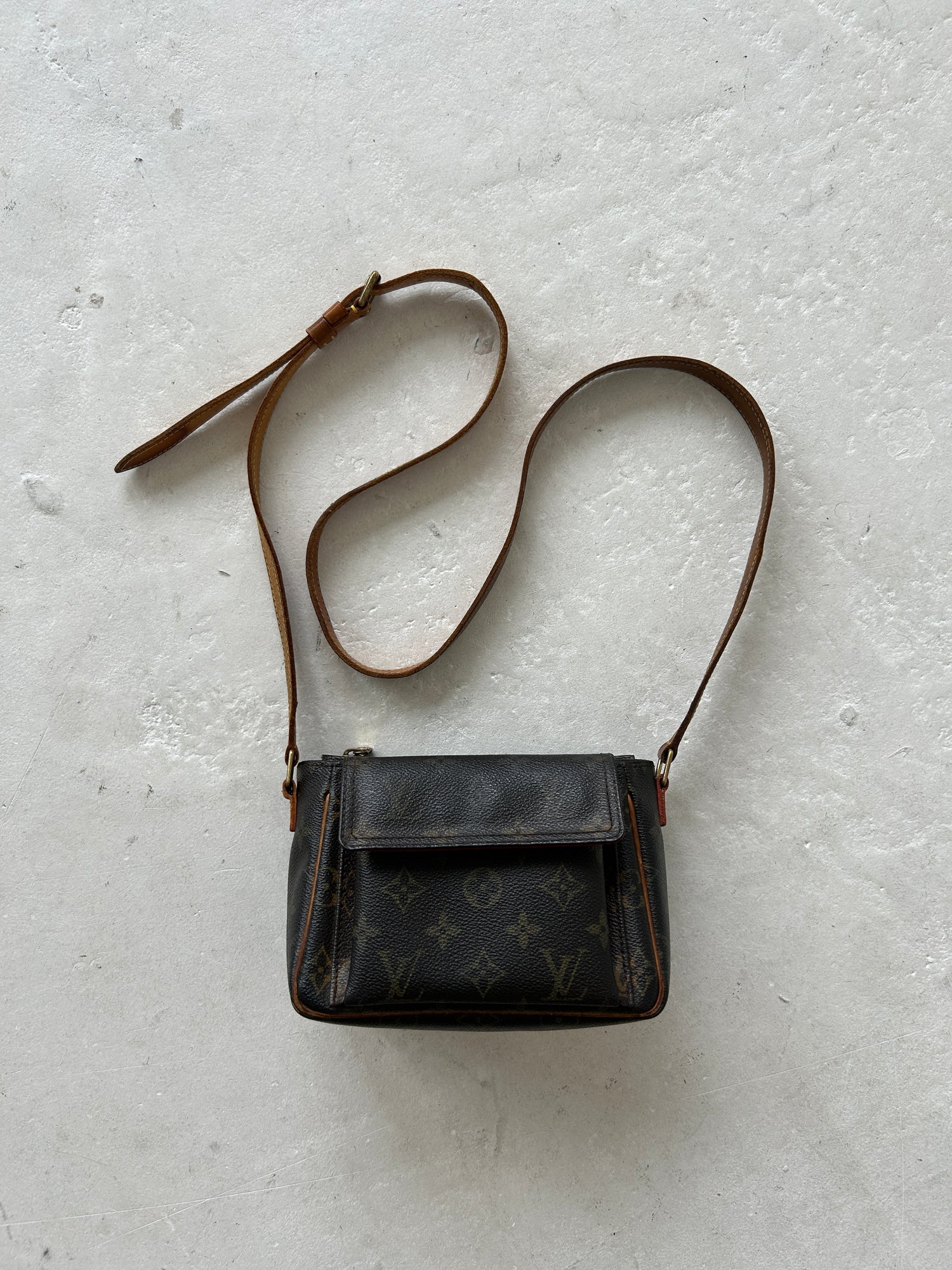Vintage Louis Vuitton Viva Cite Crossbody Bag (2003)