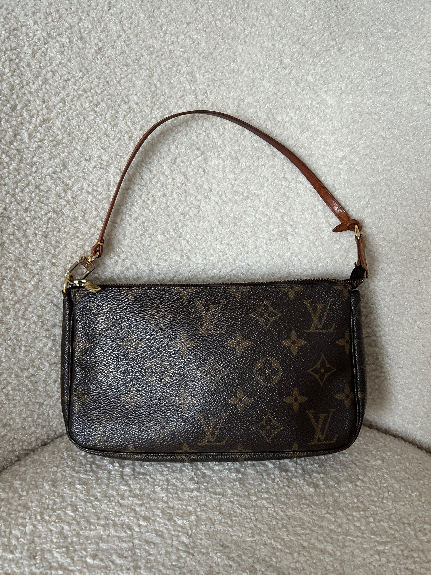 Vintage 2000 Louis Vuitton Pochette Bag