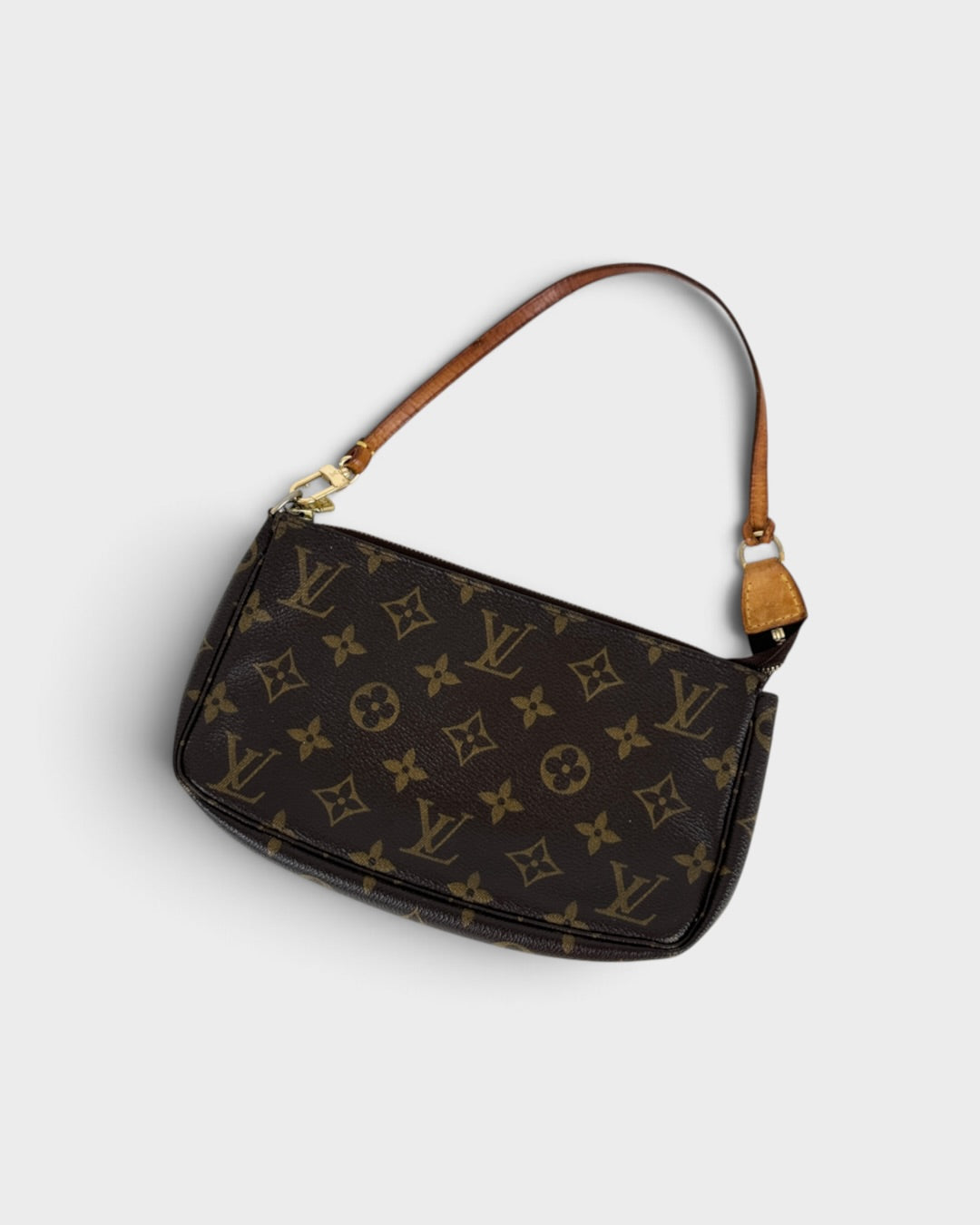 2006 Louis Vuitton Classic Pochette Accessoires Handbag