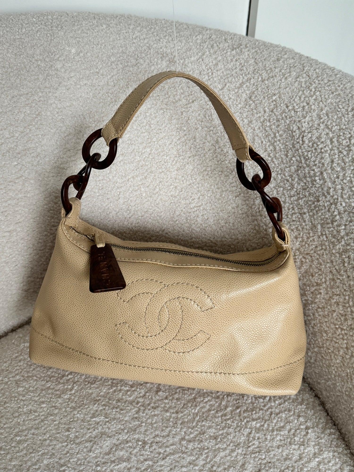 2002/2003 Vintage Chanel Caviar Leather CC Stitch Shoulder Bag