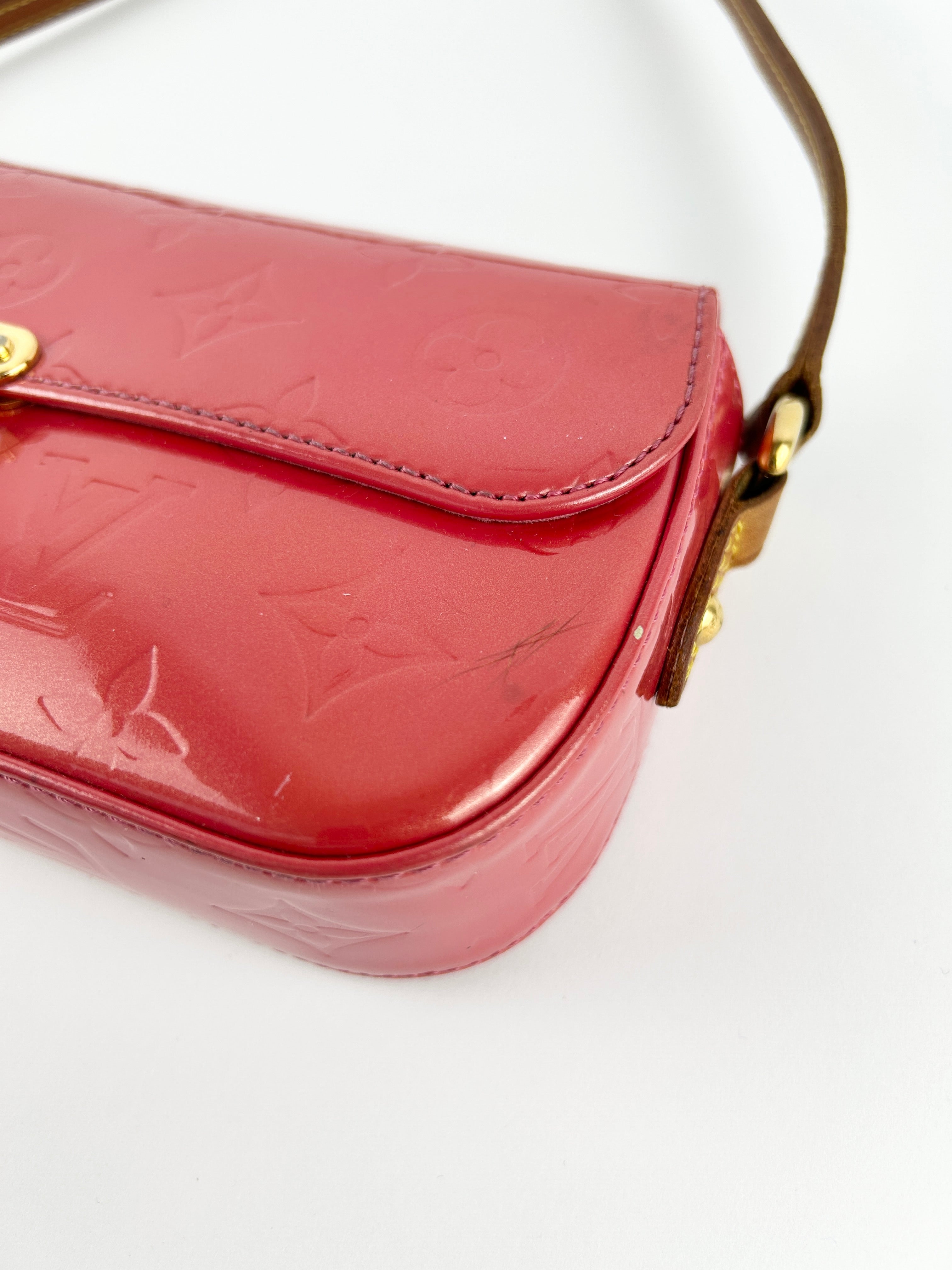 Louis Vuitton Vernis Malibu Pink Shoulder Bag (2006) – Vintimié