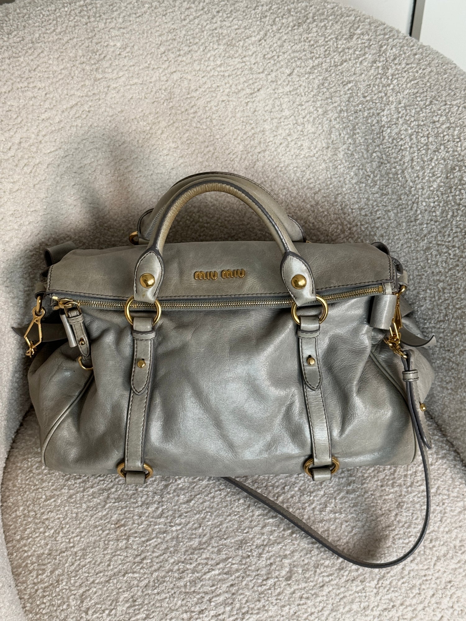 2000s Miu Miu Vitello Shine Leather 2way Bow Handbag